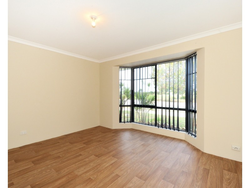 51 Eva Lynch Way, Port Kennedy WA 6172