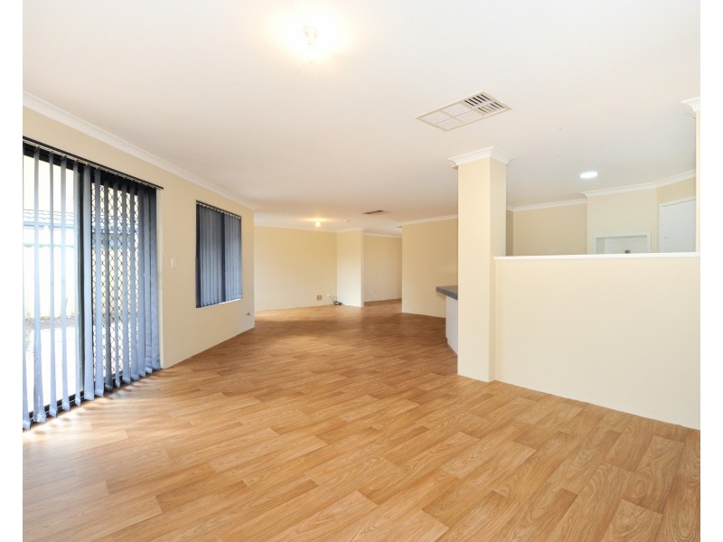 51 Eva Lynch Way, Port Kennedy WA 6172