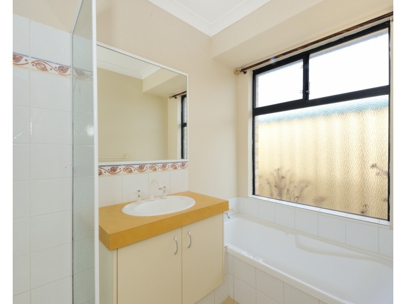 51 Eva Lynch Way, Port Kennedy WA 6172