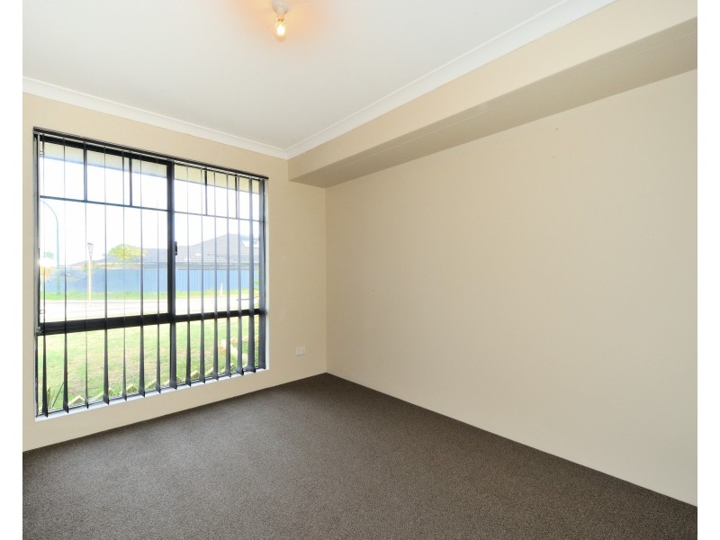 51 Eva Lynch Way, Port Kennedy WA 6172