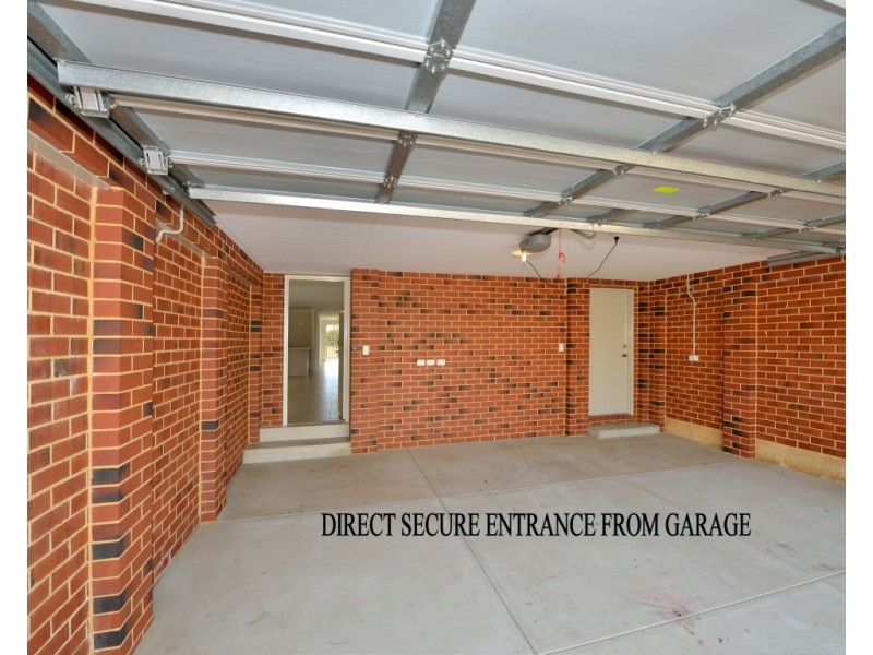 130 Lake Valley Drive, Lakelands WA 6180