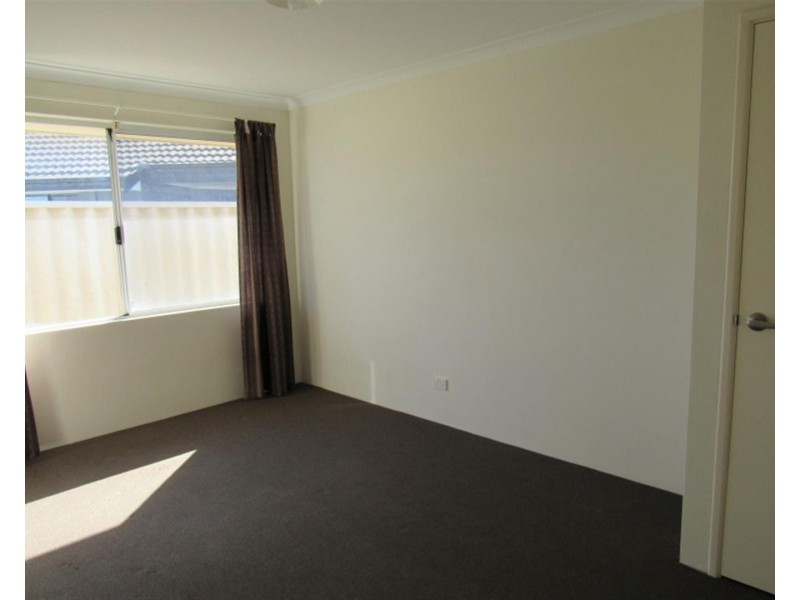 32 Amity Circuit, Shoalwater WA 6169