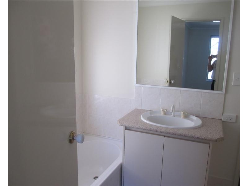 9/4 Marlo Place, Waikiki WA 6169