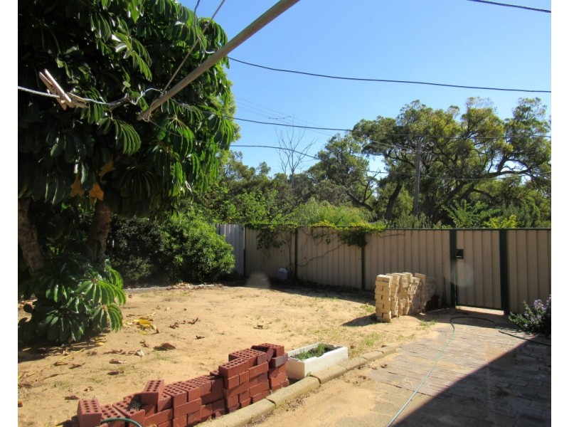 45 Oakley Road, Medina WA 6167