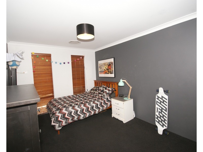 162  Harrington Waters Drive, Waikiki WA 6169