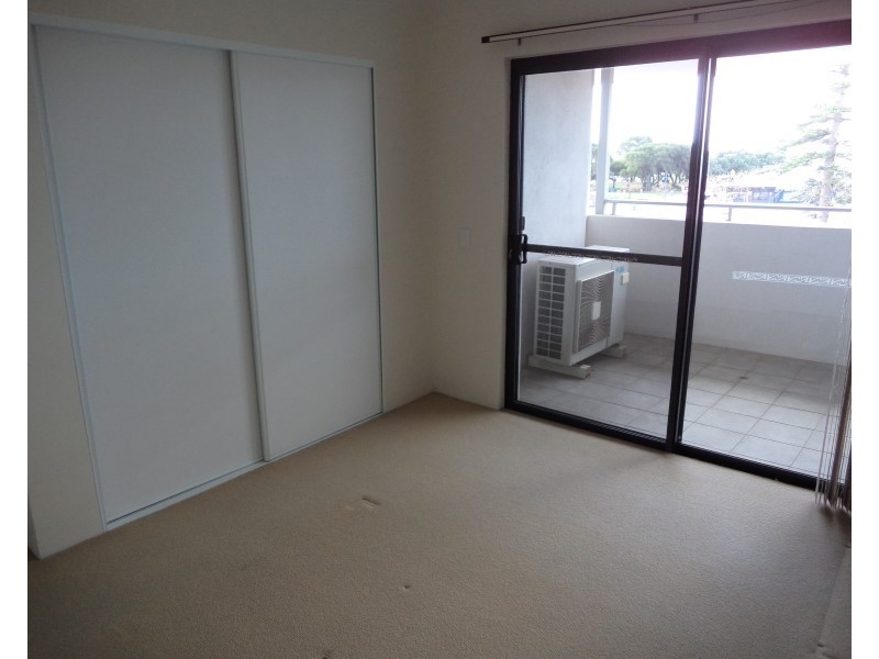 77/18 Kent Street, Rockingham WA 6168