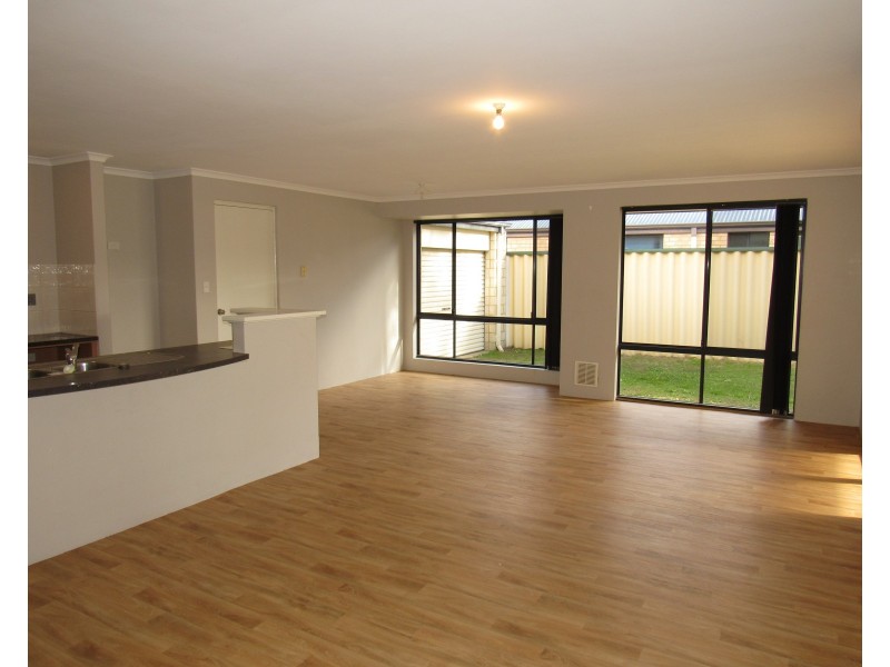 46 Wittecarra Crescent, Port Kennedy WA 6172