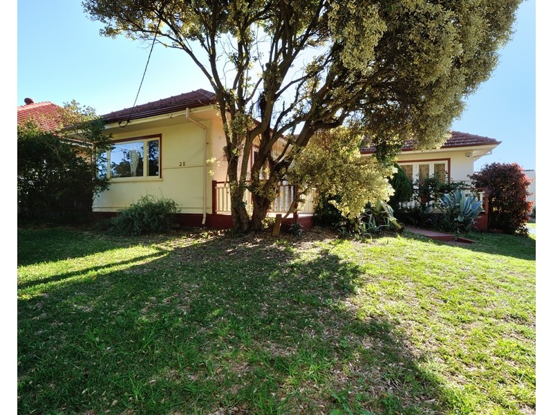 28 Lewington Street, Rockingham WA 6168