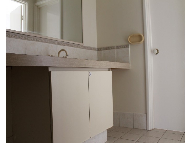 33 St Ettienne Gardens, Port Kennedy WA 6172