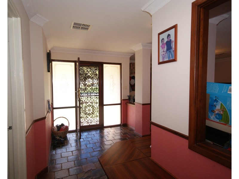 16 Reflection Mews, Safety Bay WA 6169