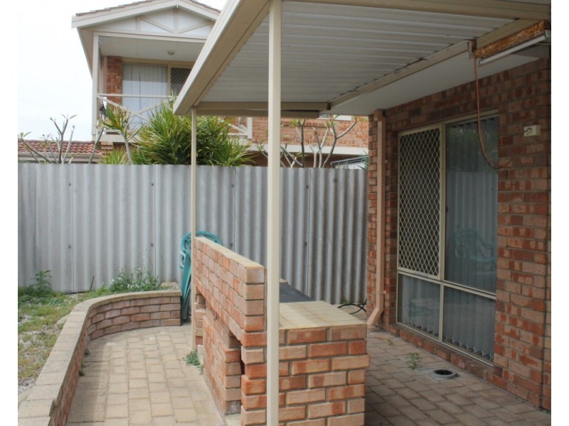 14/5 Sepia Court, Rockingham WA 6168