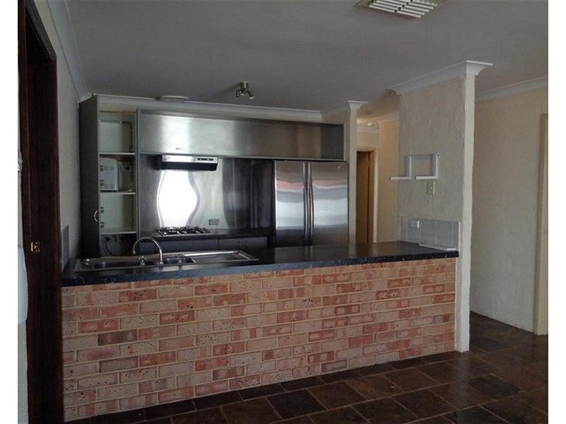 33 Warnbro Sound Avenue, Warnbro WA 6169