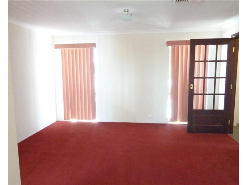 33 Warnbro Sound Avenue, Warnbro WA 6169