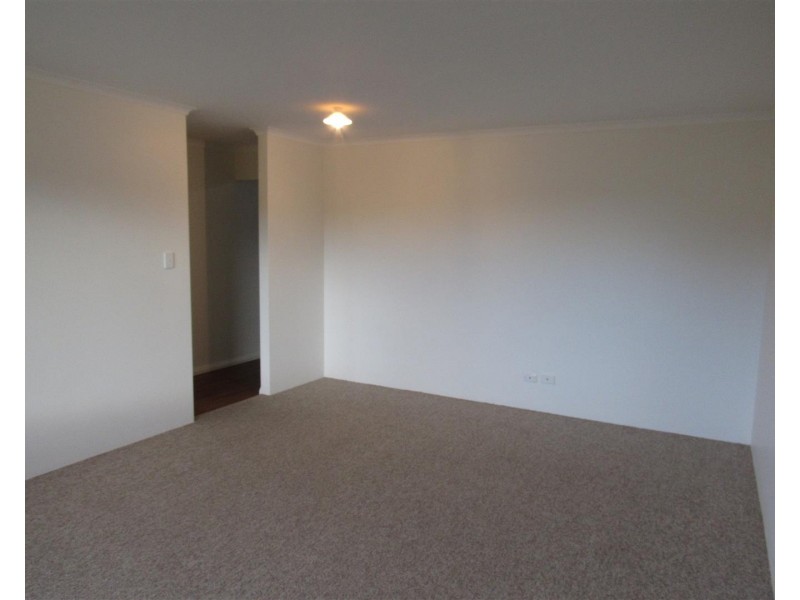 10 Oliver Vista, Bertram WA 6167