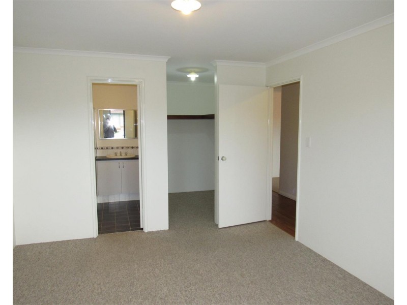 10 Oliver Vista, Bertram WA 6167