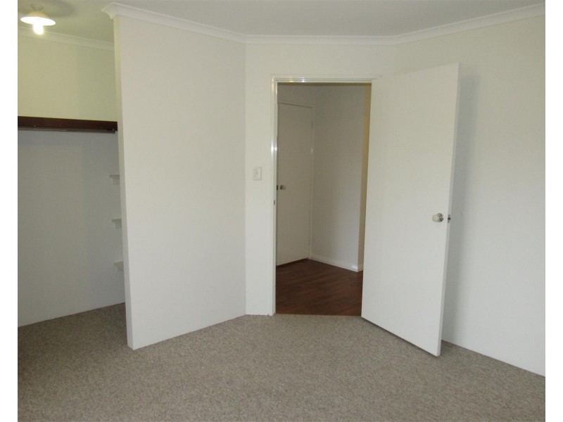10 Oliver Vista, Bertram WA 6167