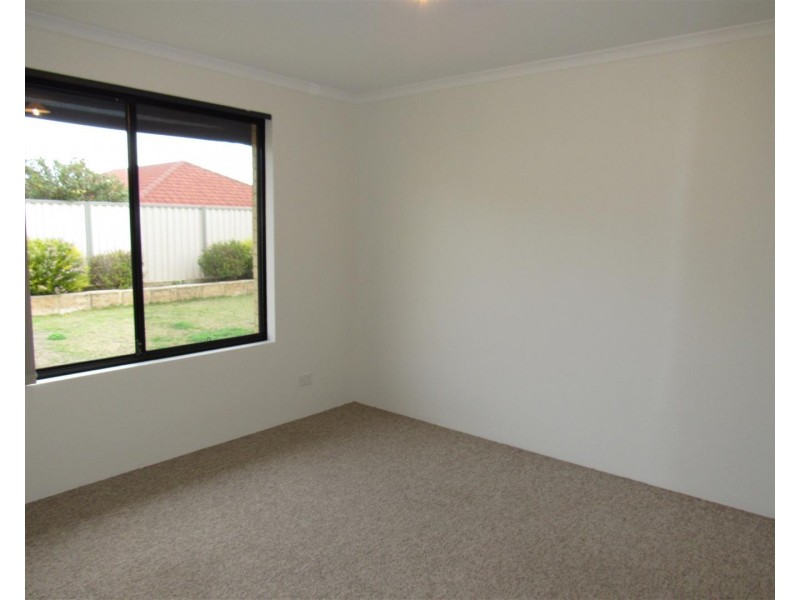 10 Oliver Vista, Bertram WA 6167