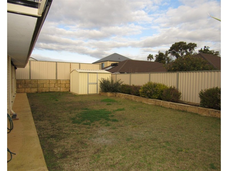 10 Oliver Vista, Bertram WA 6167