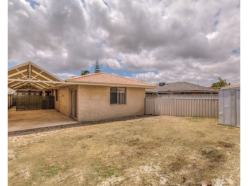 685 Safety Bay Road, Warnbro WA 6169