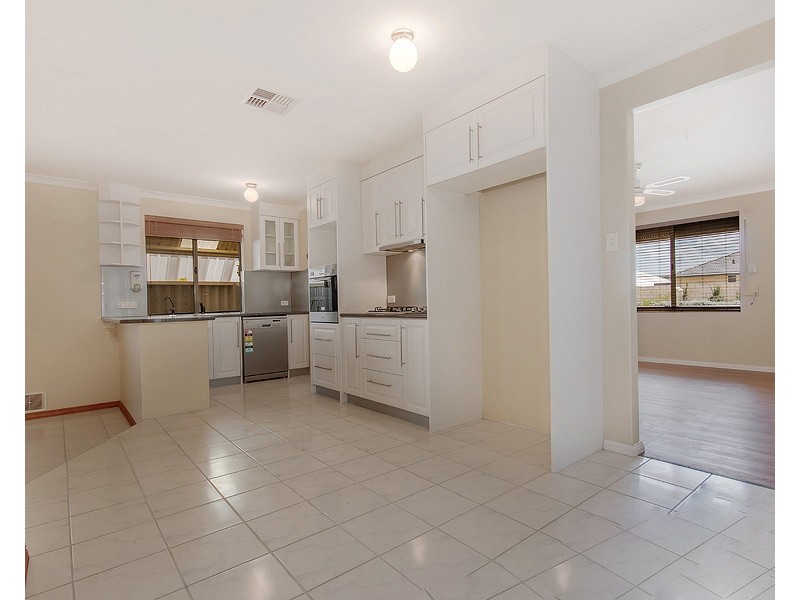 685 Safety Bay Road, Warnbro WA 6169