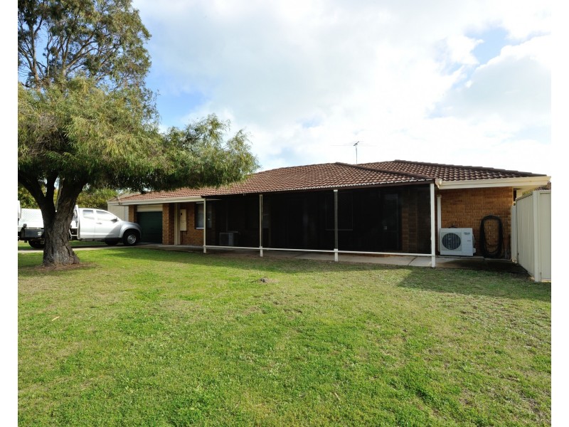 3 Almond Place, Shoalwater WA 6169