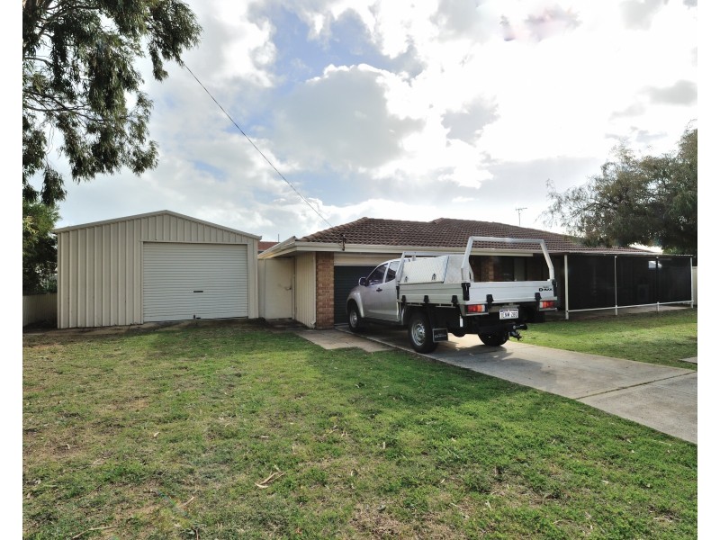 3 Almond Place, Shoalwater WA 6169