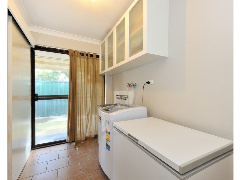 3 Almond Place, Shoalwater WA 6169