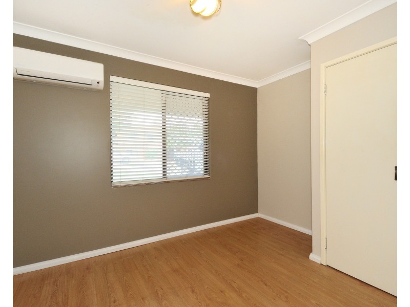 3 Almond Place, Shoalwater WA 6169