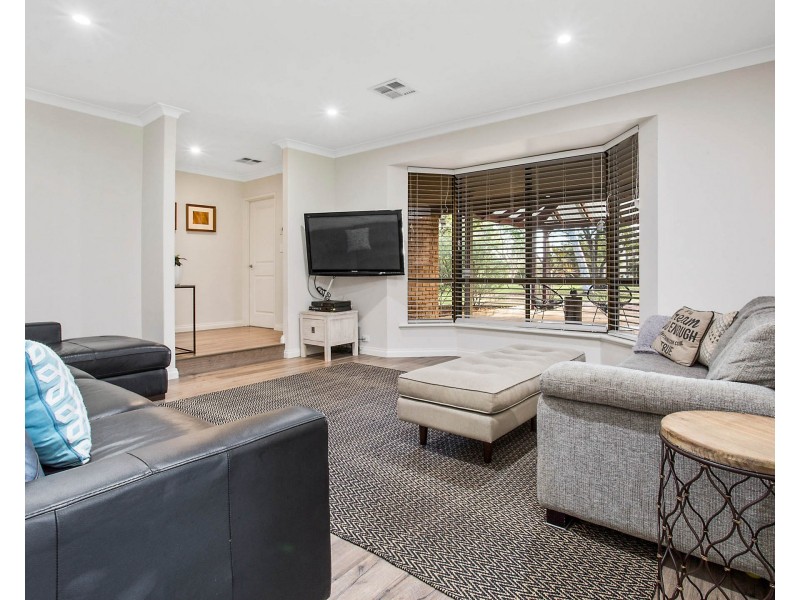 130 Lakelands Road, Barragup WA 6209