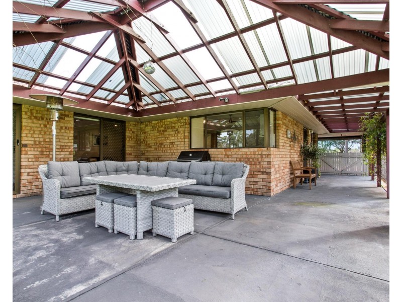 130 Lakelands Road, Barragup WA 6209