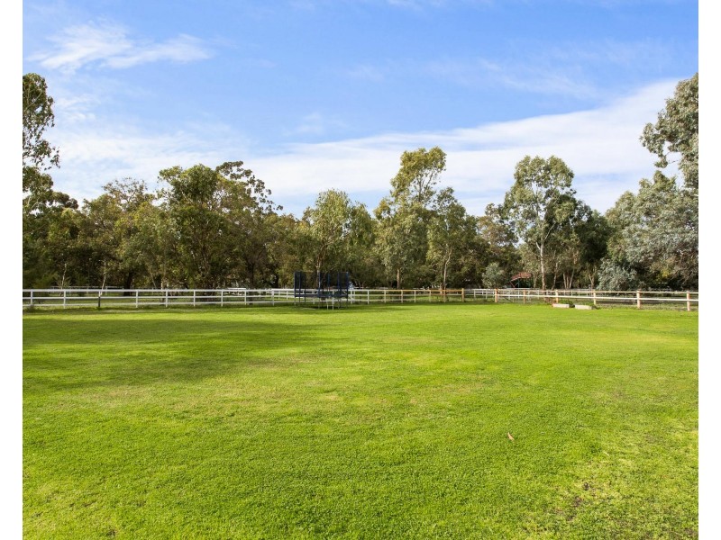 130 Lakelands Road, Barragup WA 6209