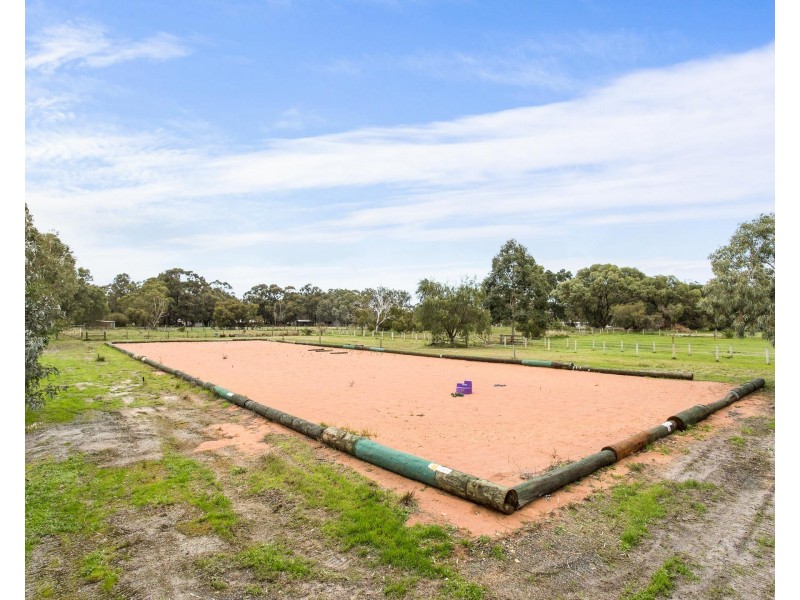 130 Lakelands Road, Barragup WA 6209