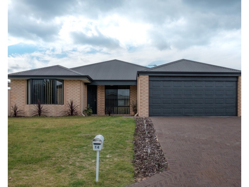 14 Robinia Rise, Collie WA 6225