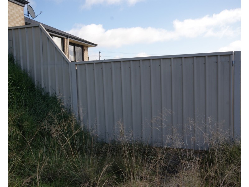 14 Robinia Rise, Collie WA 6225