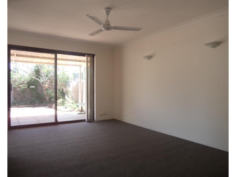 25a Goongarrie Drive, Waikiki WA 6169