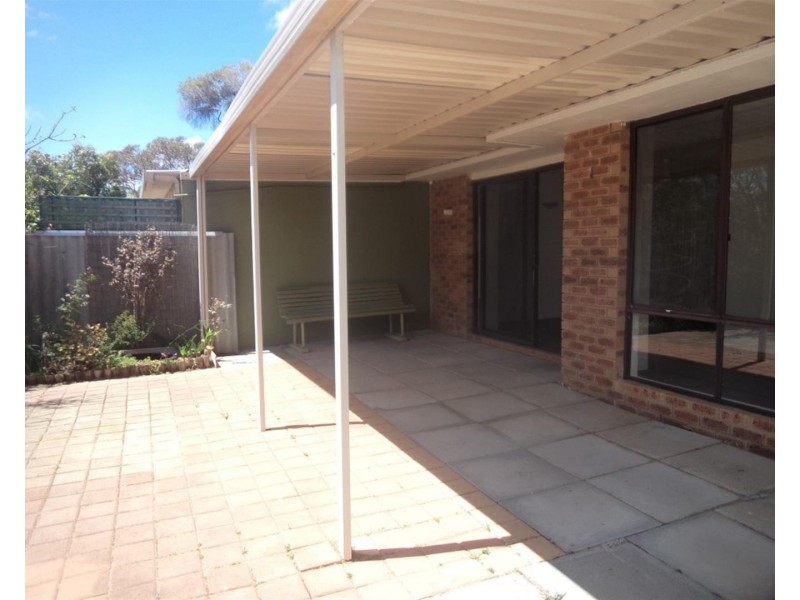 25a Goongarrie Drive, Waikiki WA 6169