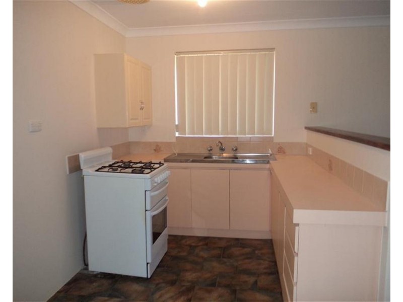 7 Teakdale Close, Safety Bay WA 6169