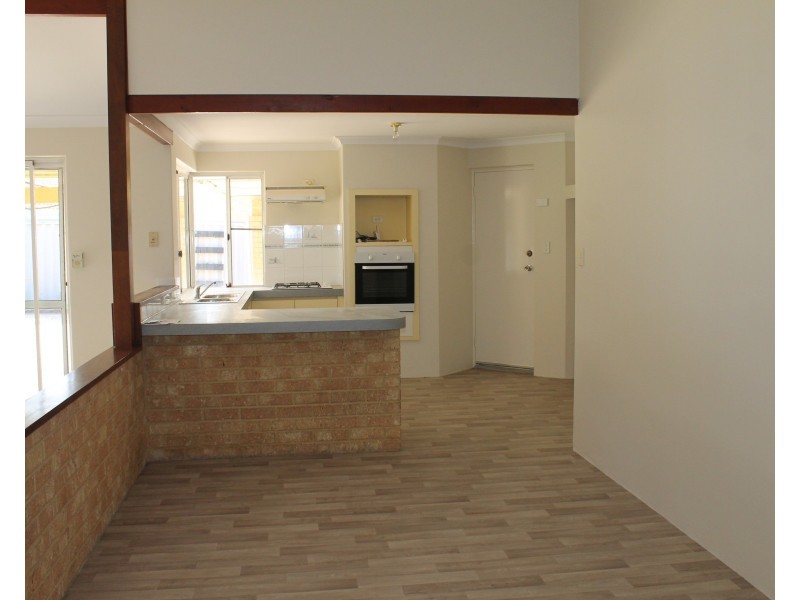 30 Dress Circle, Warnbro WA 6169