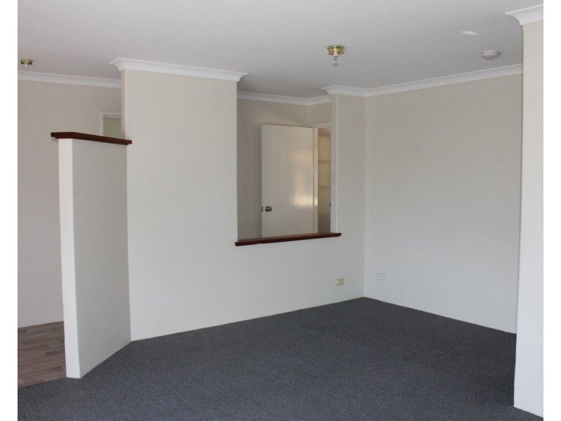 30 Dress Circle, Warnbro WA 6169