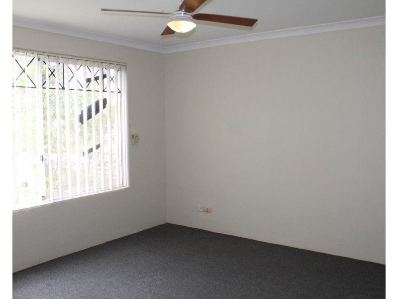30 Dress Circle, Warnbro WA 6169