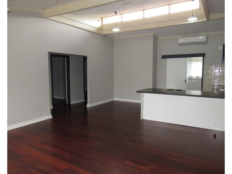 103 Read Street, Rockingham WA 6168