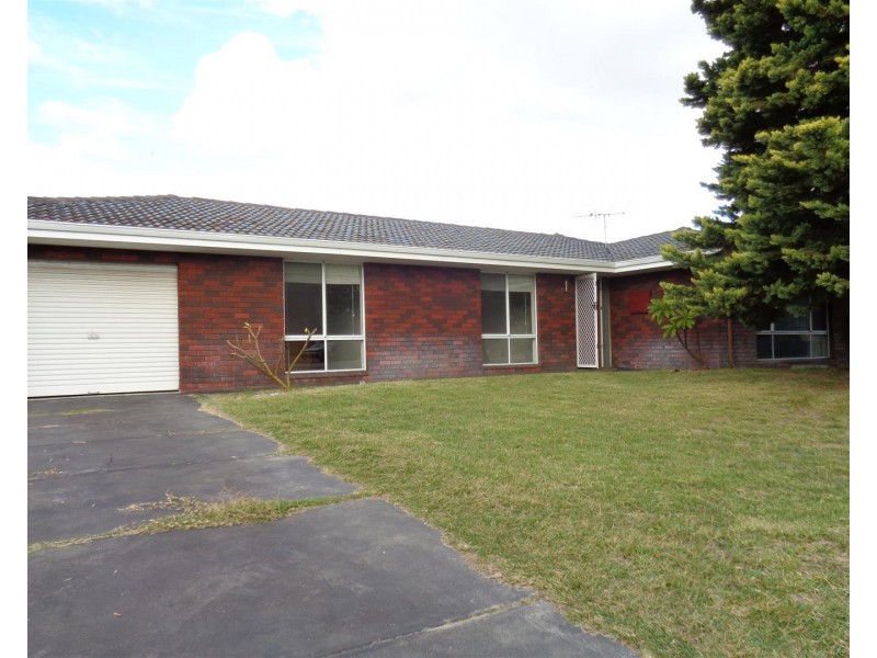 73 June Road, Safety Bay WA 6169