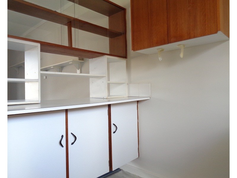 11/15  Corvus Place, Rockingham WA 6168