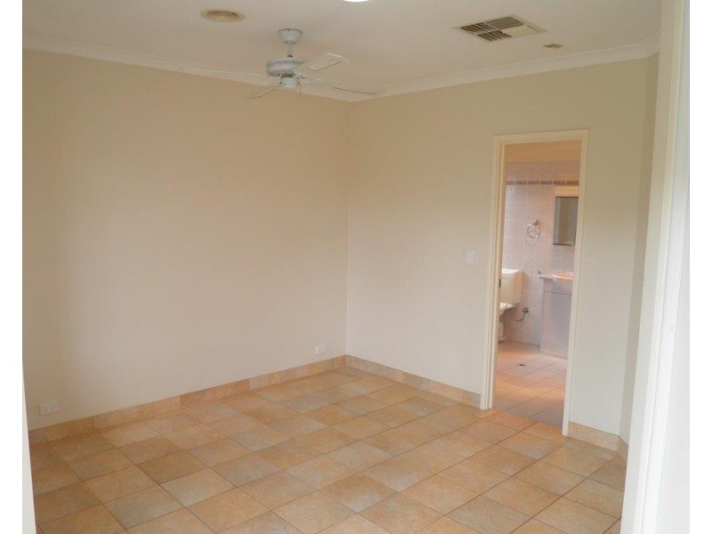 57  Teraglin Way, Warnbro WA 6169