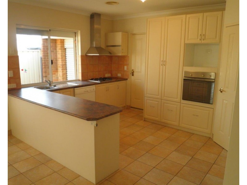 57  Teraglin Way, Warnbro WA 6169