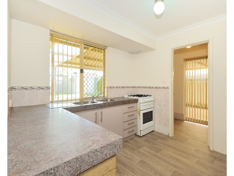 12 Pallarup Grove, Waikiki WA 6169