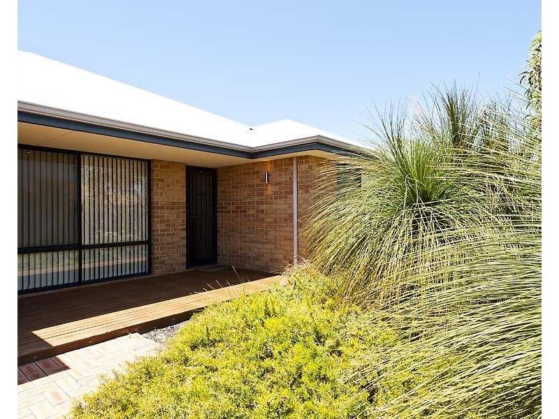 7 Dillon Way, Secret Harbour WA 6173