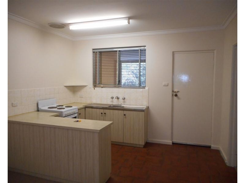 102B Gloucester Crescent, Shoalwater WA 6169