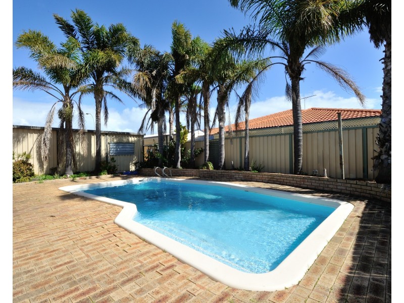 37 Woodbridge Drive, Cooloongup WA 6168