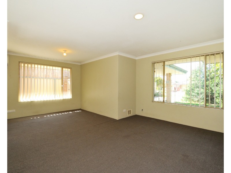 37 Woodbridge Drive, Cooloongup WA 6168